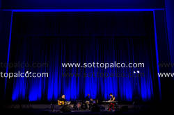 Foto concerto live CESARE BASILE 
Io mi sono sognato fuoco pure - Racconto Siciliano di Danilo Dolci 
Cine Teatro Odeon 
Catania 17 Novembre 2014 
