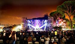 Foto concerto live TRE ALLEGRI RAGAZZI MORTI 
Roma Incontra Il Mondo 
Laghetto di Villa Ada 
Roma 27 Luglio 2014