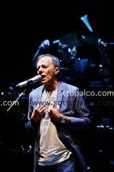 Foto concerto live ROBERTO VECCHIONI 
Luglio Suona Bene 
Auditorium Parco della Musica 
Roma 31 Luglio 2014