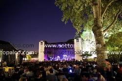 Foto concerto live UROCK 
Roma Incontra Il Mondo 
Laghetto di Villa Ada 
Roma 12 luglio 2016 
 
Â© Andrea Veroni
