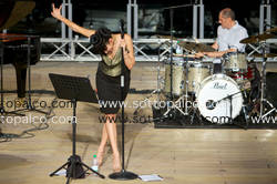 Foto concerto live Nina Zilli e Fabrizio Bosso  
We Love You Tour