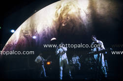 Foto concerto live JULIE'S HAIRCUT 
 
Angelo Mai Altrove 
Roma 31 gennaio 2014 
 
#julieshaircut