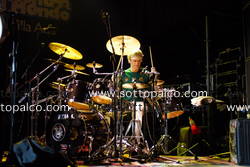 Foto concerto live Roma, 30 giugno 2009 
Roma Incontra il Mondo 2009 -  
Laghetto di Villa Ada 
STEWART COPELAND con NOTTE DELLA TARANTA