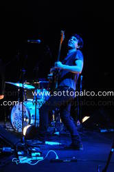 Foto concerto live BSBE 
BudSpencerBluesExplosion  
Generazione X  
Auditorium Parco della Musica 
Roma 23 gennaio 2010 
Adriano Viterbini