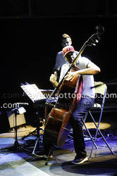 Foto concerto live STEWART COPELAND e STANLEY CLARKE 
Roma Incontra il Mondo 
Laghetto di Villa Ada 
Roma 17 luglio 2012