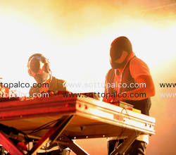 Foto concerto live THE BLOODY BEETROOTS 
Magnolia Parade 2009 
Milano 4 settembre 2009