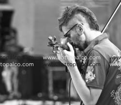 Foto concerto live STEFANO PILIA 
con RODRIGO D'ERASMO 
e XABIER IRIONDO 
Hai paura del buio 
Auditorium Parco della Musica 
Roma 13 settembre 2013 
